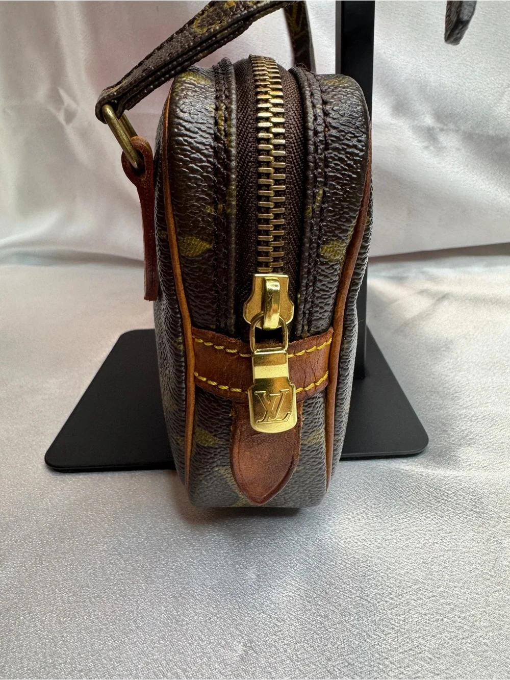 Louis Vuitton LV Monogram Pochette Marly Bandoulière with COA